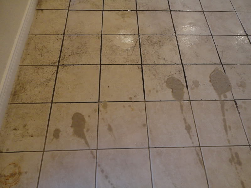 11-01-22Tileandgroutcleaning5.jpg